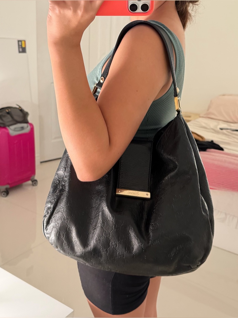 Gucci Black Women's Shoulder Bag with Subtle Logo Embossing
